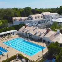 , Cedar Roofing in Chicagoland and beyond